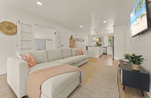 Southwest Casa | Tropical Oasis with Private Pool near Downtown West Palm Beach!!