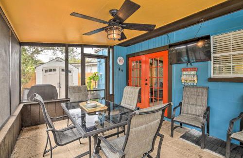 Palm Harbor Casa | Tropical Palm Harbor Retreat with Lanai and Patio!