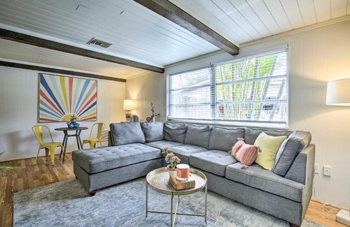 Palm Harbor Casa | Tropical Palm Harbor Retreat with Lanai and Patio!