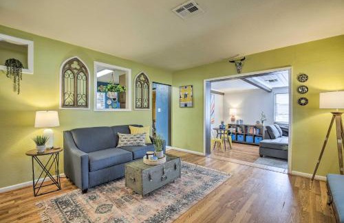 Palm Harbor Casa | Tropical Palm Harbor Retreat with Lanai and Patio!