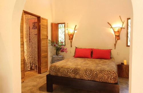 Cedros Casa | Cabaña paraíso tropical a pocos pasos de la playa entre Montezuma y Cabuya