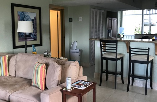 Estate Salt River Condominio | "Paraíso Tropical" -Un hermoso condominio en el resort junto a la playa de Gentle Winds
