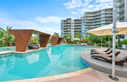 West End Apartamento | Resort tropical ~ 2 habitaciones / 2 baños / 1 auto ~ West End