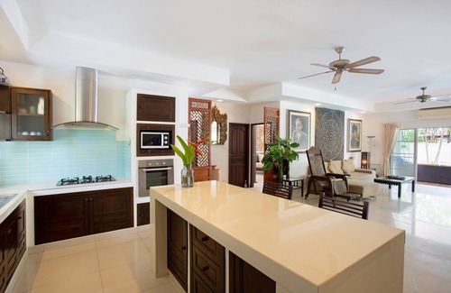 Rawai Villa | Tropical Thai Style 4BR Pool Villa Fanny