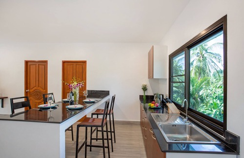 Rawai Villa | Tropical Vibe 5BR Pool Villa Nikkie 3