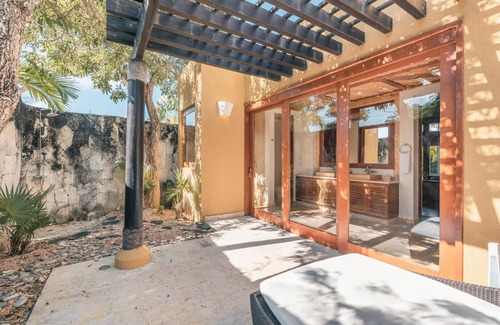 Punta Cana Villa | Tropical Villa With Pool at Green Village B843