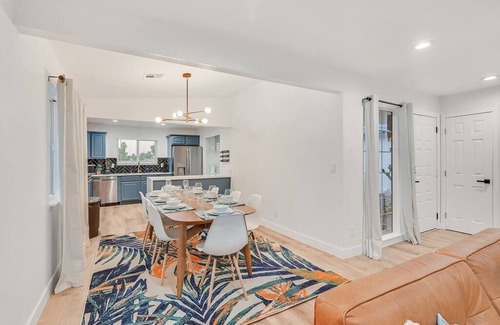 North Las Vegas Casa | Tropicana 5 Bd X 3 Bth 6 Bds