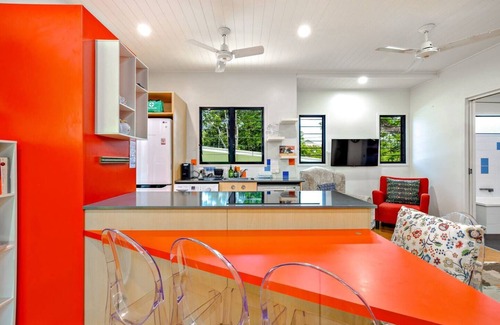 Manunda Casa | Tropicana Treehouse Peacefully Perched in Cairns