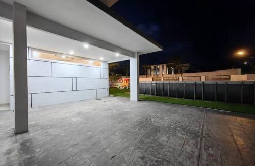 Bandar Penawar Casa | TropINN Villa- CornerHouse BIGPool BBQ KTV Billard