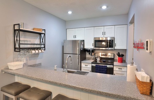 Harbor Springs Condominio | Trout Creek Condos #17 - 1 Bdrm, 1 Bath, Sleeps 4