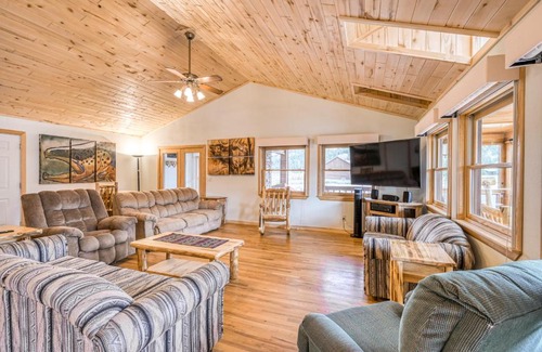South Fork Casa | Trout Hunter Cabin