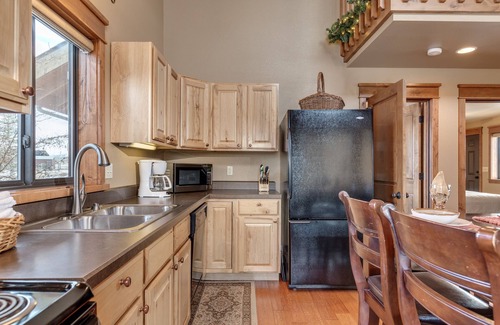 Bozeman Casa | Pesca con mosca Cabina en Hermosa Gallatin River Propiedad