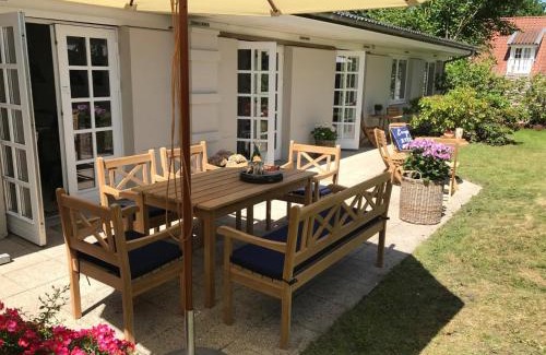 Hornbaek Cama Y Desayuno | Trouville Bed & Breakfast
