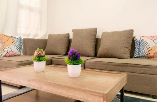 Clark Apartamento | TRP16 - Cozy 2BR Townhouse near Clark Airport, Aquaplanet & Dino Island