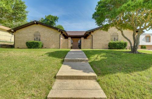 Fort Worth Apartamento | Tru Bohemian Benbrook Apt 9 Mi to Fort Worth!