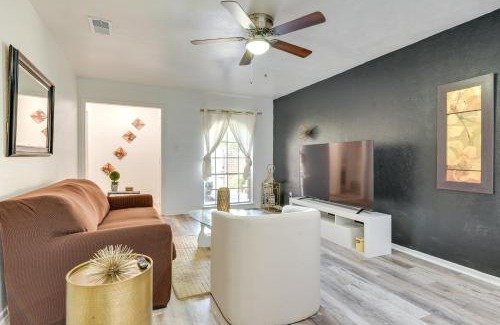 Fort Worth Apartamento | Tru Bohemian Benbrook Apt 9 Mi to Fort Worth!