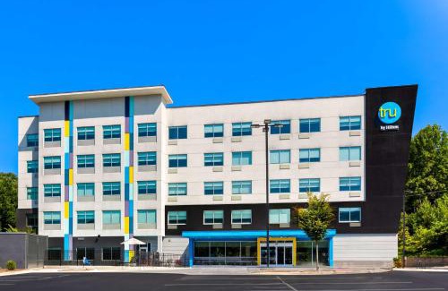 Asheville Hotel | Tru by Hilton Asheville Blue Ridge Parkway