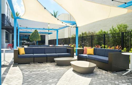 Dania Beach Hotel | Tru By Hilton Ft Lauderdale Airport