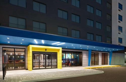 Dania Beach Hotel | Tru By Hilton Ft Lauderdale Airport