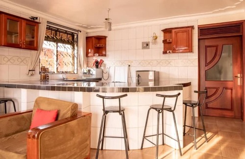 Ntinda Apartamento | Truddy Grange