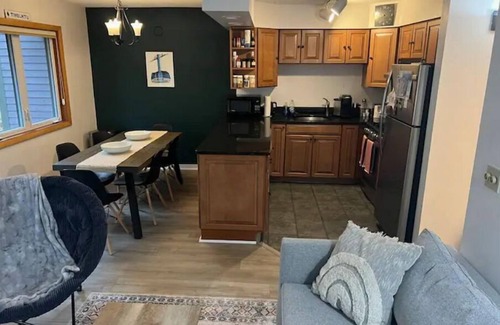 North Troy Condominio | True Ski-in Ski-out! Walk to hotel-waterpark-golf