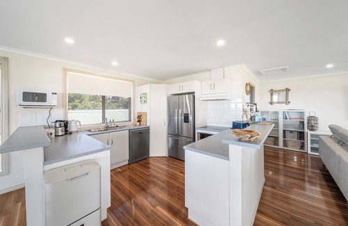 Fleurieu Peninsula Casa | True South | Stylish Home with Ocean Views