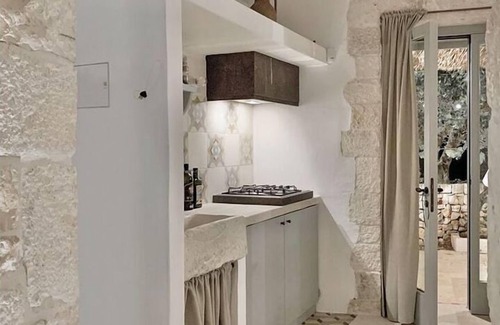 Castellana Grotte Villa | Trulli complex with pool in Puglia near town - lamabuonasera