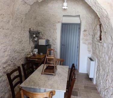 Martina Franca Villa | Trulli Fortunato private, heated swimming pool