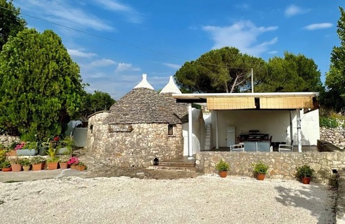 Noci Casa | TRULLI IN CONTRADA