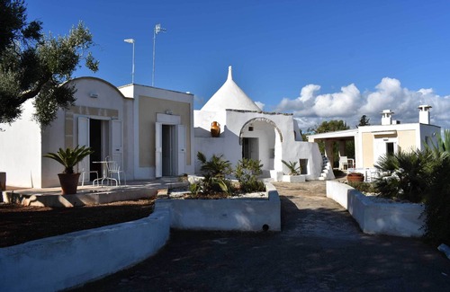 Ostuni Cabaña | 3723 Trullo Bello Sguardo by BarbarHouse