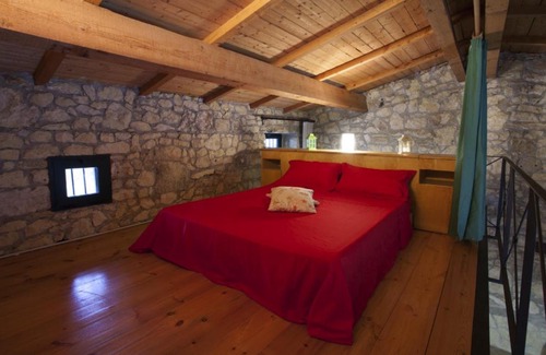 Santa Caterina Casa | Trullo in the Wood