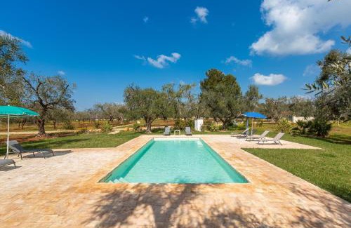 San Michele Salentino Villa | Trullo Melograno by Perle di Puglia