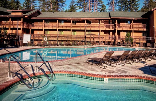 Round Hill Village Condominio | Truly the best location in South Lake Tahoe! Short walk to Nevada Beach.