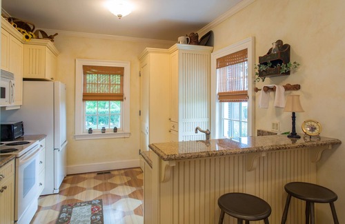 James Monroe Casa | Truly unique stay riverfront cottages w/ pool, beach, gardens and vineyards