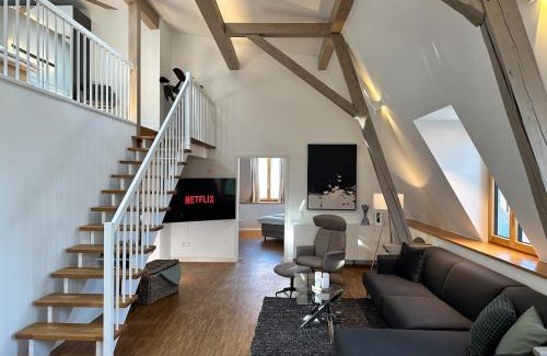 Innenstadt Apartamento | TRULY - Viel Platz für Business & Familie - Modern, Garage, Fahrstuhl