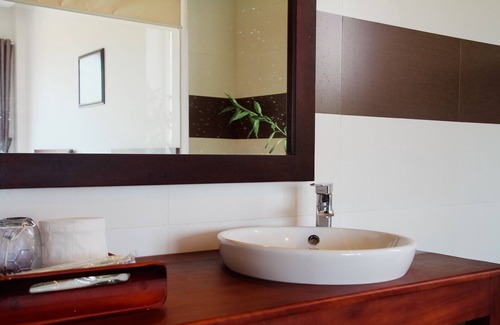 Quang Dien Hotel | Truong Tinh Hotel
