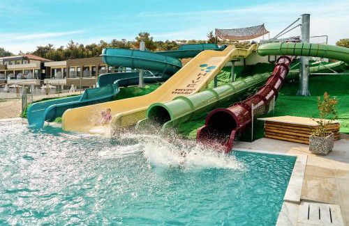 Limenaria Complejo | Trypiti Resort Blue Dream Palace and Hive Water Park