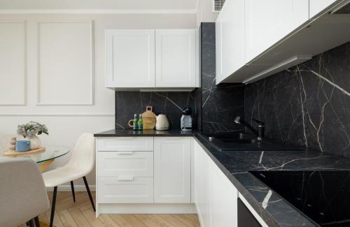 West Pomeranian Voivodeship Apartamento | TS Gold New Town Apartment & free private parking
