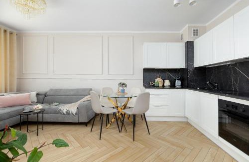 West Pomeranian Voivodeship Apartamento | TS Gold New Town Apartment & free private parking