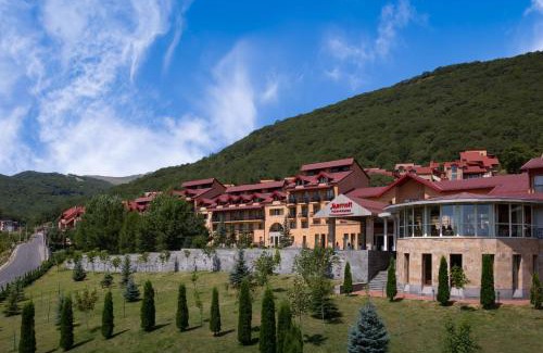 Tsaghkadzor Hotel | Tsaghkadzor Marriott Hotel