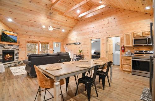 Sevierville Casa | Tsaliwood Cabin
