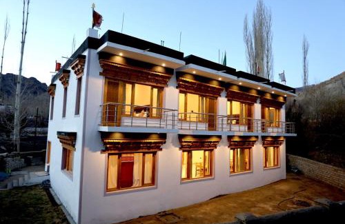 Leh Casa | Tsanavilla guest house