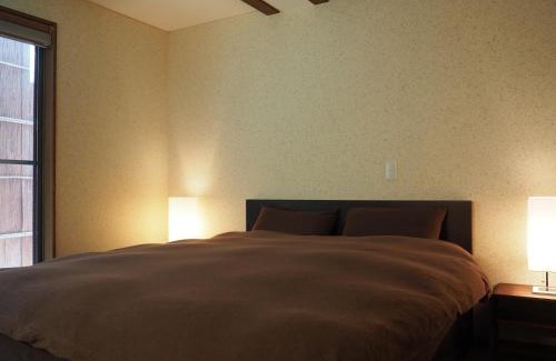 Sannenzaka Ninenzaka Casa | Tsukinowacho House