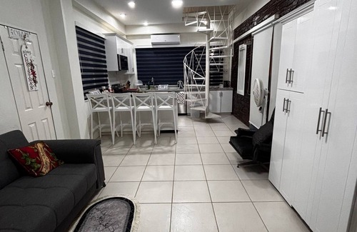 Diego Martin Apartamento | Charming 2-bedroom apartment with WiFi, AC in pleasant Westmoorings