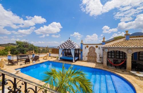 Alhaurín el Grande Casa | Tu Villa Rural Cortijo Los Campesinos 4 Dormitorios Piscina privada