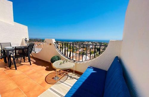 Casas de Torrat Apartamento | Tucan Apartment - Imperial Park - Sea View, 6 Pools, Terrace