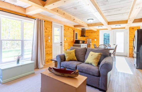 Canoe Cove Cabaña | Tucked Away Cottage located in Canoe Cove on PEI's South Shore