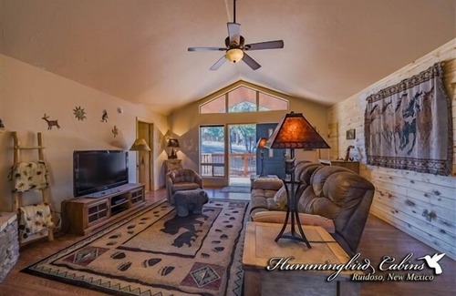 Ruidoso Cabina | Tucked Away: "Hidden gem in the forest" With hot tub.