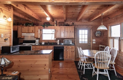 Pine Mountain Cabina | "Falcon Nest" 14A cabina