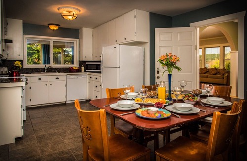 Friday Harbor Cama Y Desayuno | Tucker House Inn